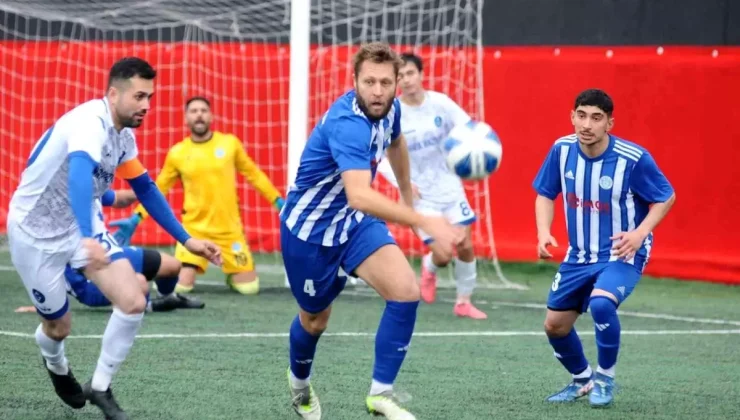 Aliağa Helvacı Spor Zirveyi Zorluyor: 3-2 Galip!