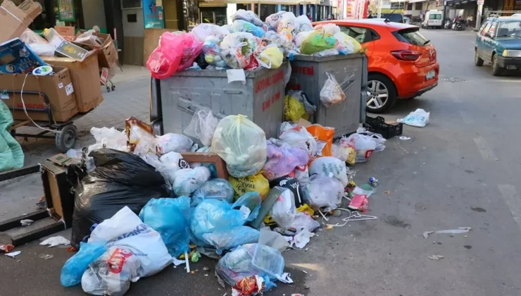 İzmir’de Çöp Krizi: Grev Sokakları Sardı!