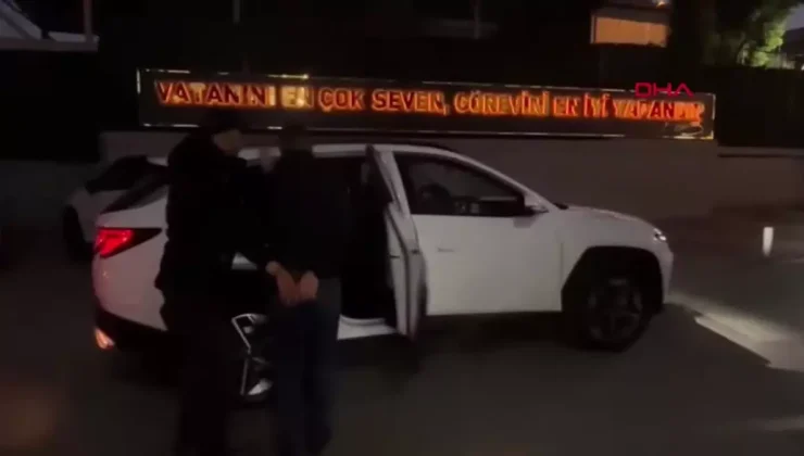 İzmir’de Dolandırıcı 3 Milyon Lira ile Yakalandı!