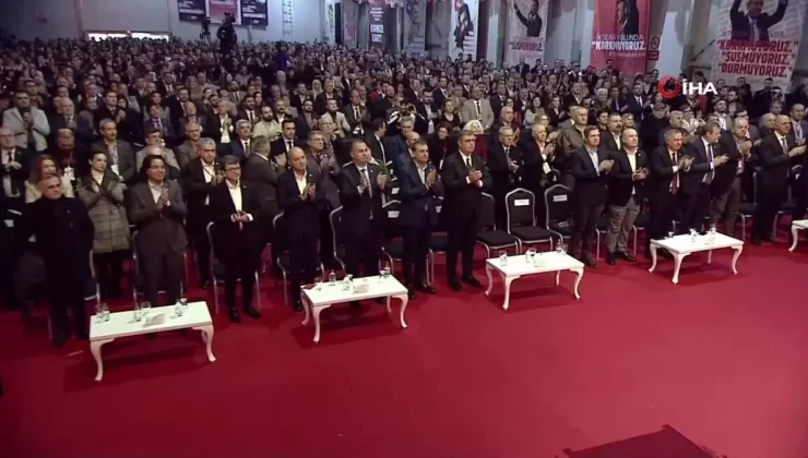 CHP Lideri Özel: Maaş Sorunu 2 Günde Çözüldü