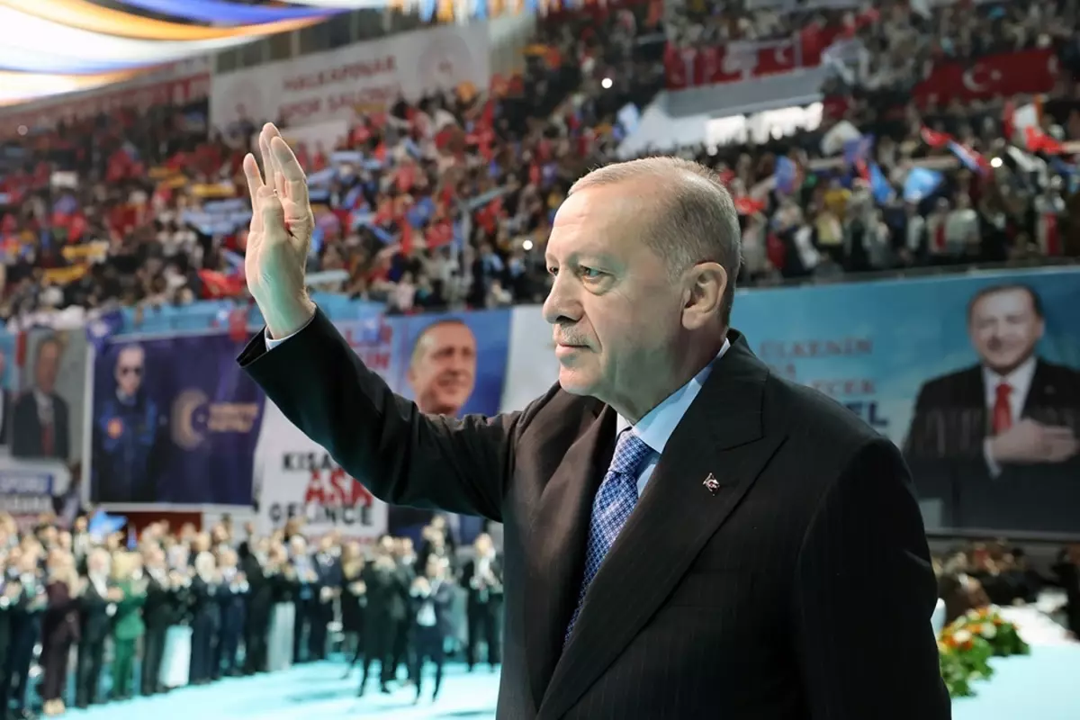 Erdoğan: İzmir, Tarihinin En Karanlık Döneminde!