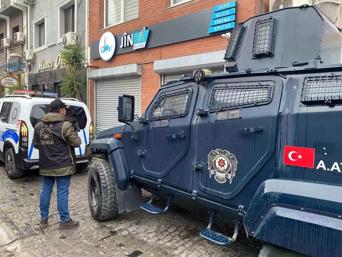 İzmir’de Terör Propagandası Yapan 7 Gözaltına Alındı