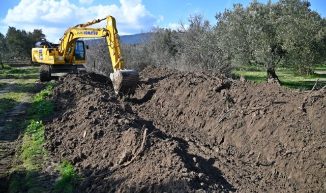 Manisa’da 20 Yıl Sonra Dere Temizliği Yapıldı!