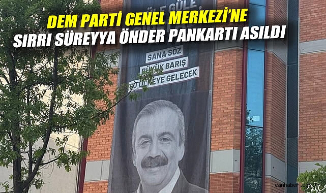Sırrı Süreyya Önder’e Veda: Pankartla Anıldı
