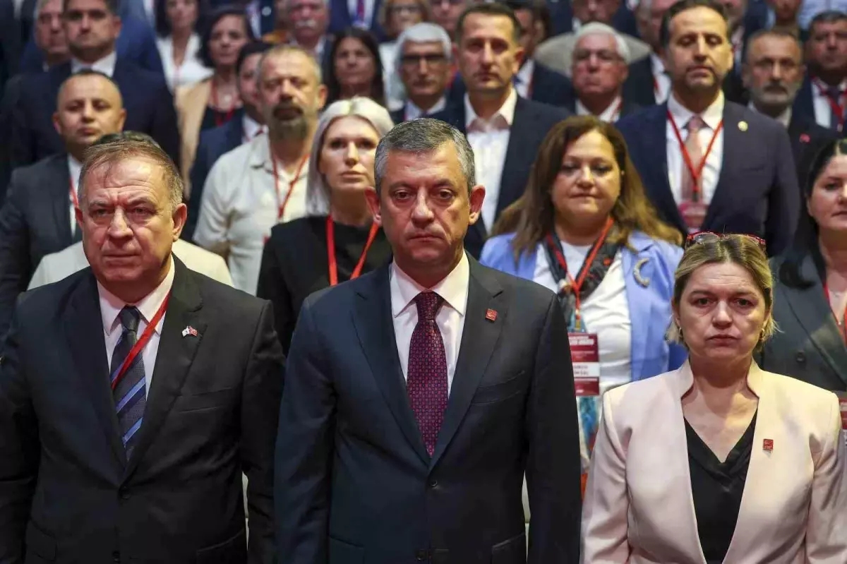 CHP’de Belediye Başkanları Toplandı, Eylemler Devam