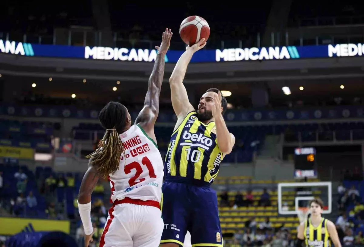 Karşıyaka, Fenerbahçe’ye Yenildi: Galibiyet Hasreti!