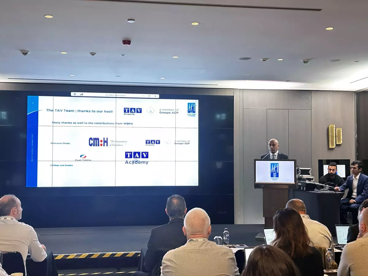 İzmir’de Havacılık Güvenliği Zirvesi Yapıldı!