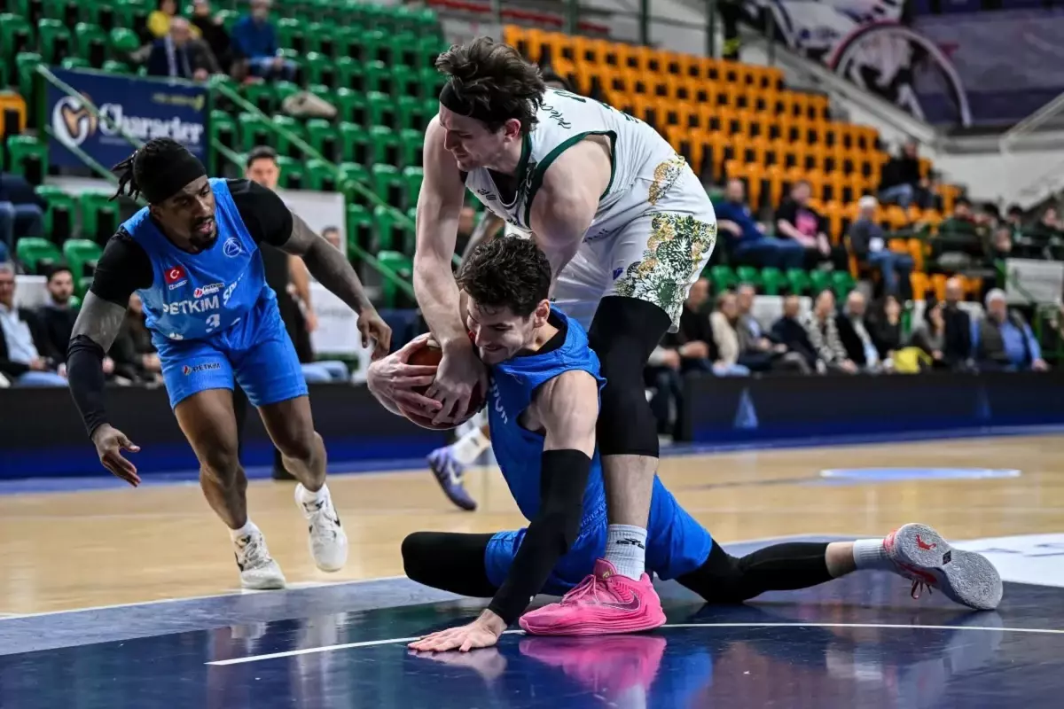 Aliağa, Fenerbahçe’yi Zorlu Maçta Ağırlıyor!