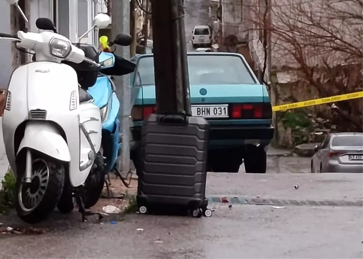 İzmir’de Şüpheli Valiz Paniği: İçinden Boş Çıktı