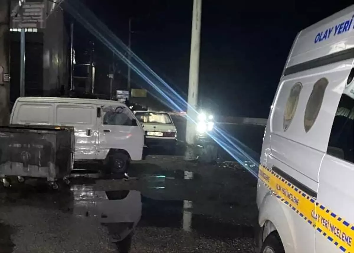 İzmir’de Karanlıkta Kaza: 52 Yaşındaki Kadın Hayatını Kaybetti