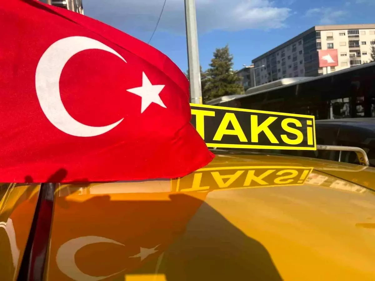 İzmir’den Bayraklı Konvoyla Birlik Mesajı!