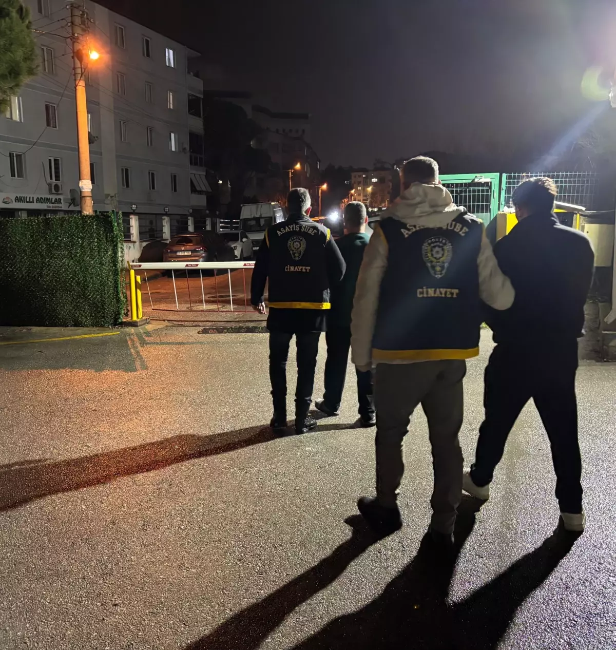 Manisa’da Kuyumcu Soygunu: Şüpheliler Yakalandı