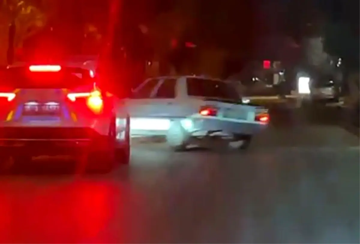 Polisten Kaçan Sürücünün Kazası Kamerada!