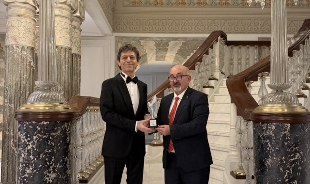 Akif Manaf’a Egeyön Barış Ödülü Verildi!