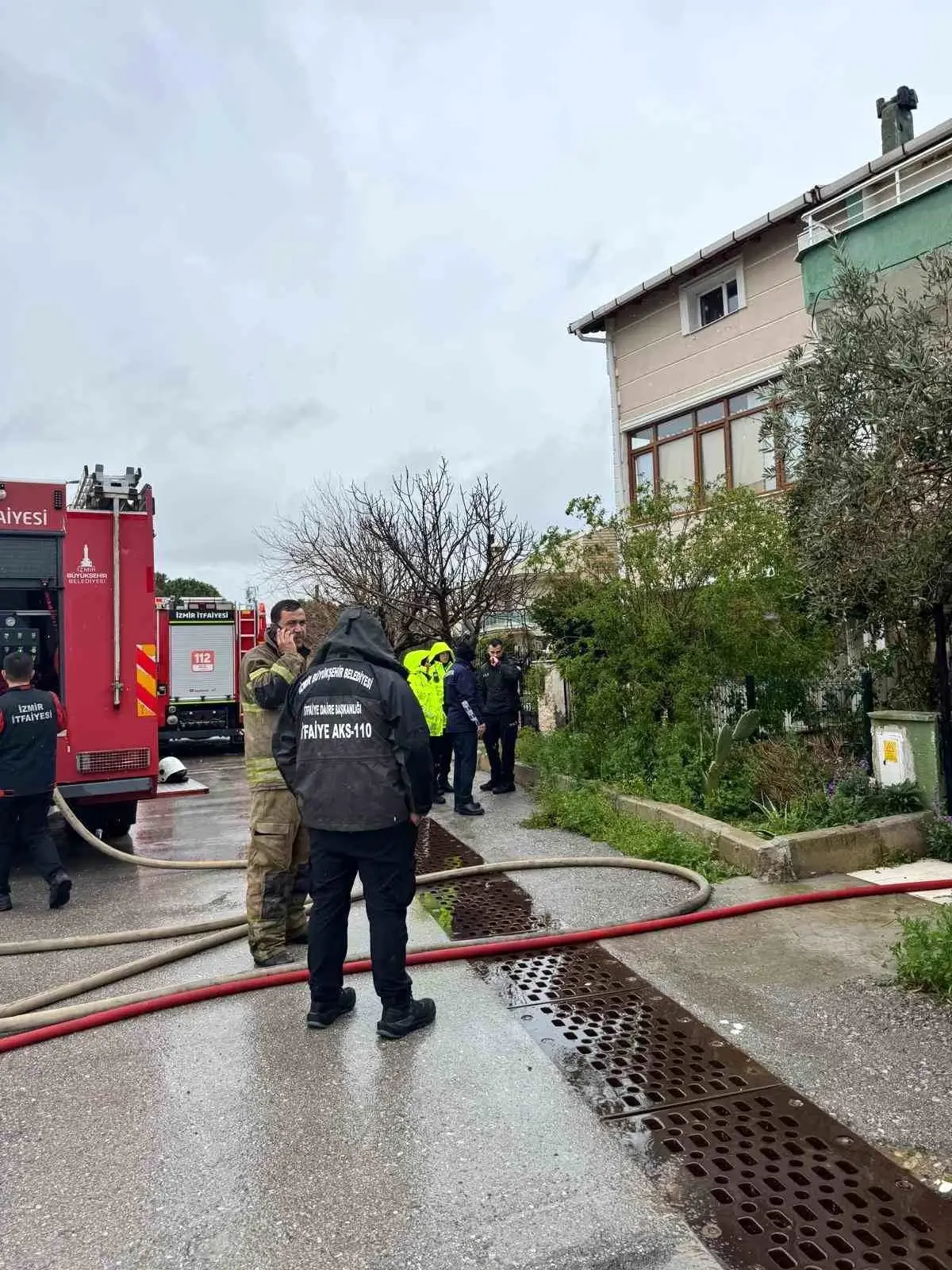İzmir’de Yangın: Can Kaybı ve Yaralı Var