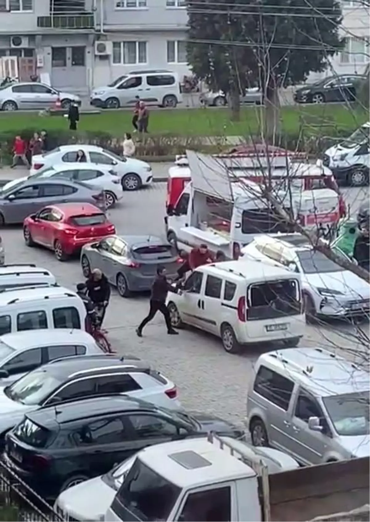 Sopalarla Darp Edilen Sürücüye Polis Müdahalesi!