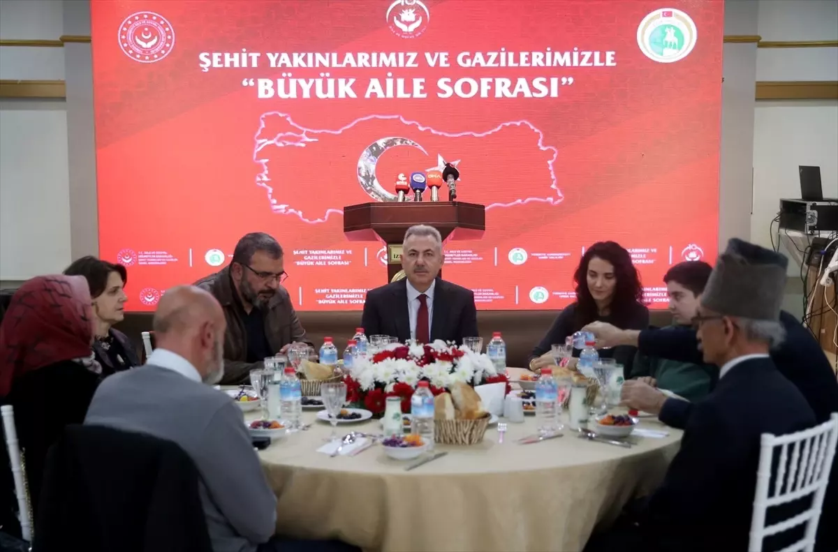 Vali Elban’dan Ramazan’da Anlamlı İftar