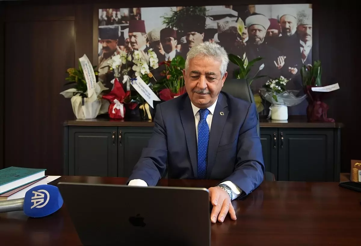 Haberci Müftü Haliloğlu, Yılın Kareleri’ni Oyladı