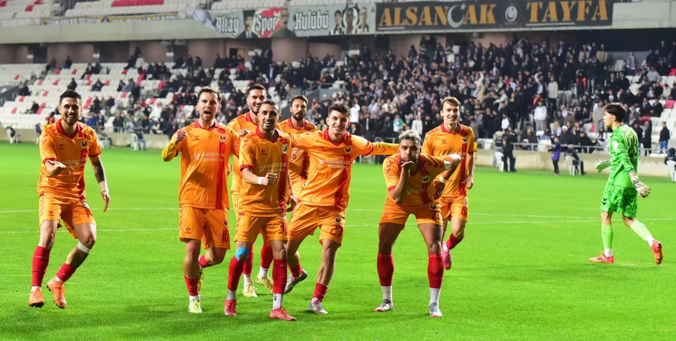 Altay-Tire Derbisinde Bilet Krizi ve Gerginlik!