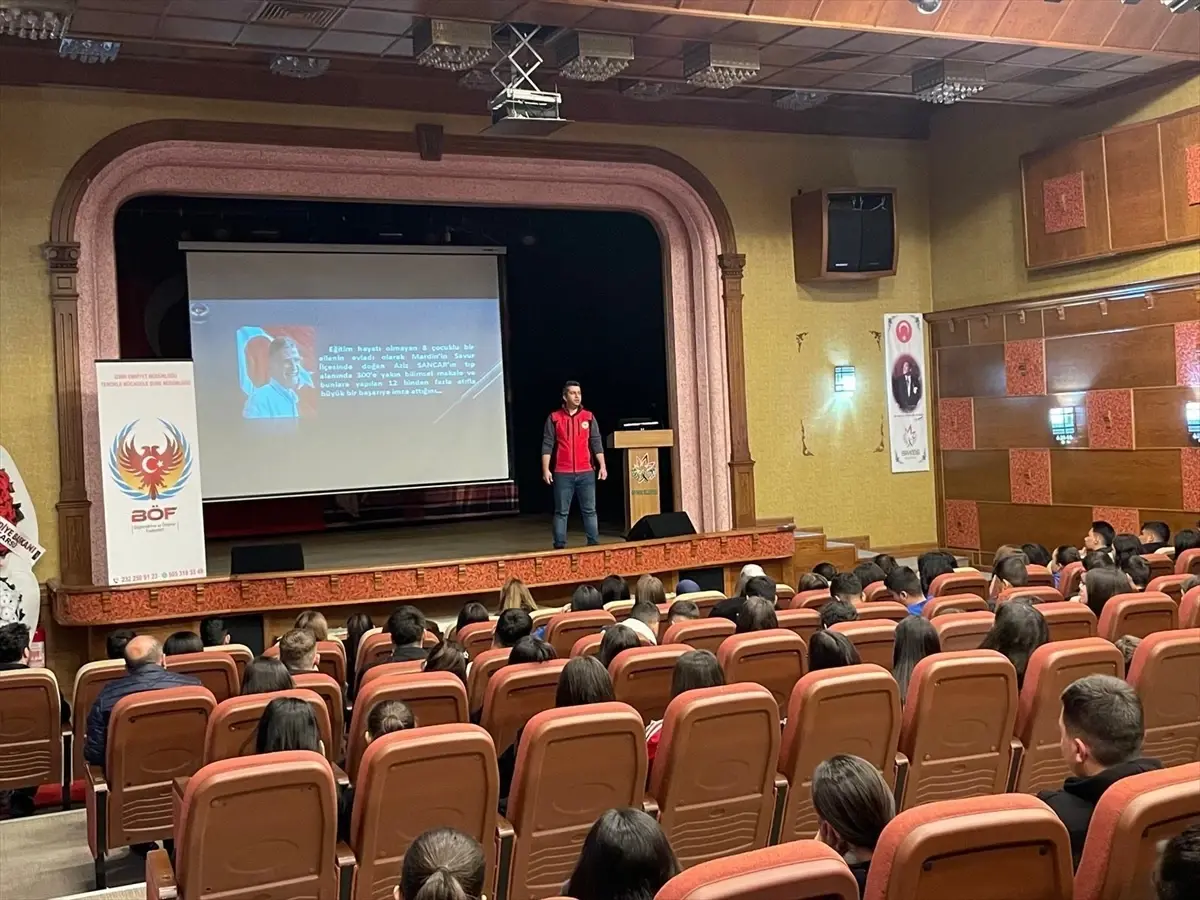 Bayındır’da Gençlerle Güvenlik Buluşması