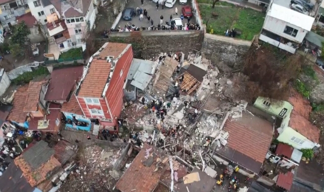 Fatih’te Gecekondu Çöktü: 7 Kişi Kurtarıldı