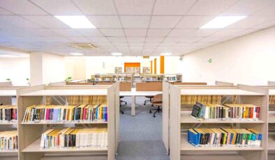 İzmir’de Yeni Kütüphane Gençlere Kapı Açtı!