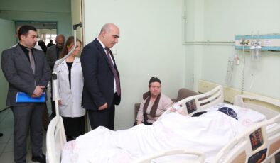 İzmir Sağlık Müdürü’nden Hastane Ziyareti ve Değerlendirme